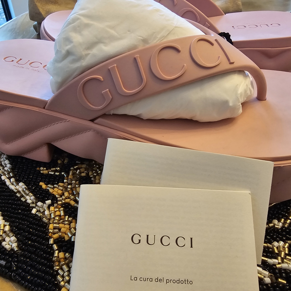 Gucci Pastel Pink Slides